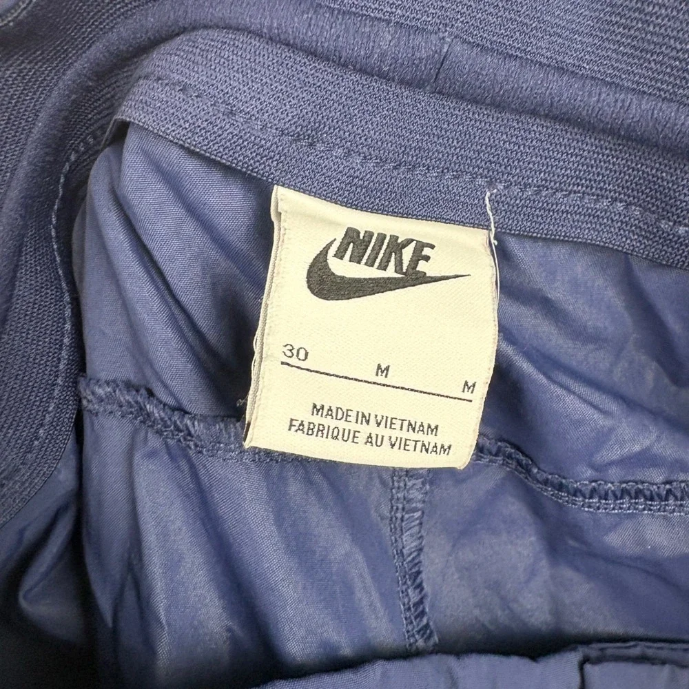 Nike Cargo Pants Mens Medium Navy Blue Zip Pocket Utility Gorpcore 100% Nylon